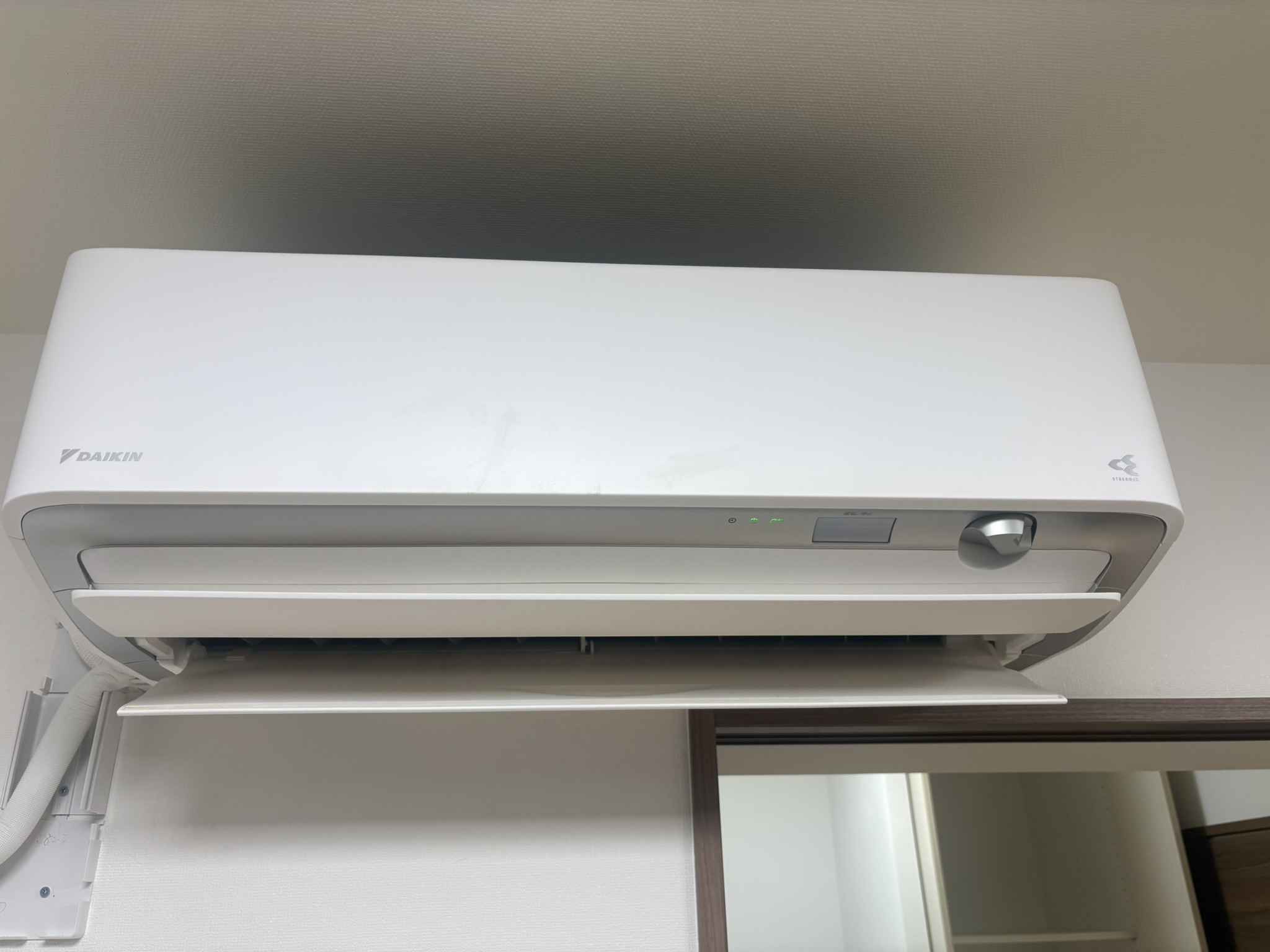 DAIKIN 2025年製エアコン 67000円買取 大阪市北区 AN564AAP-W
